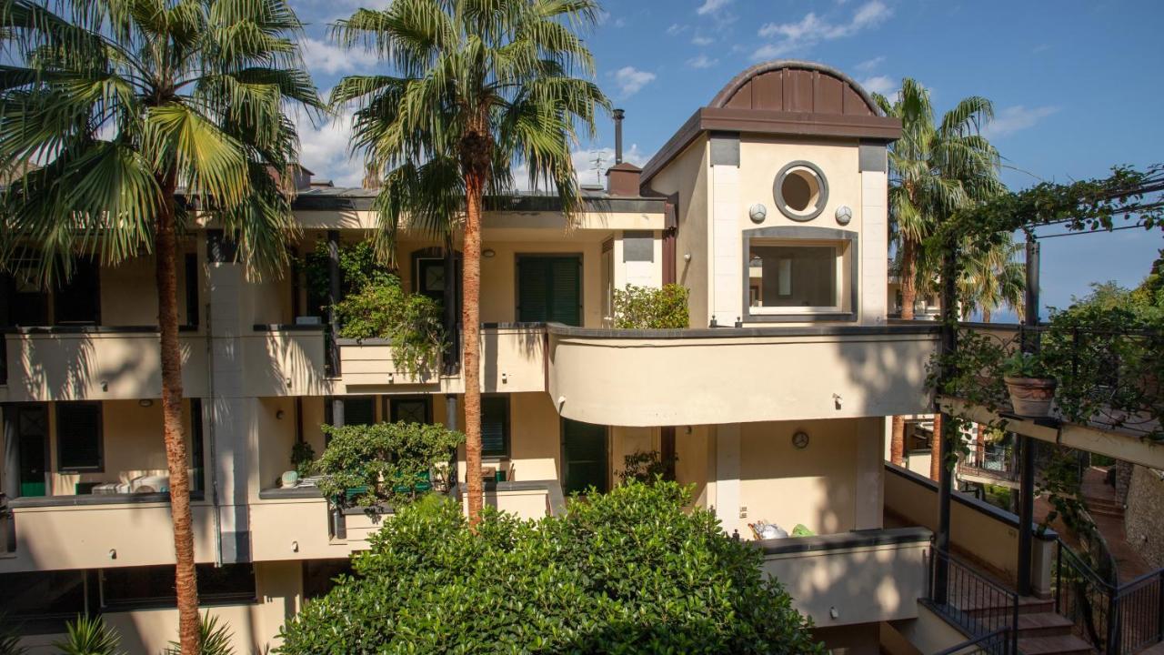 Beautiful Apartment In The Centre Of Taormina Zewnętrze zdjęcie