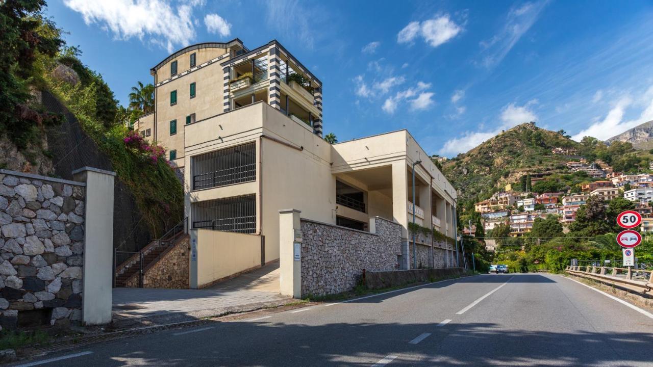 Beautiful Apartment In The Centre Of Taormina Zewnętrze zdjęcie