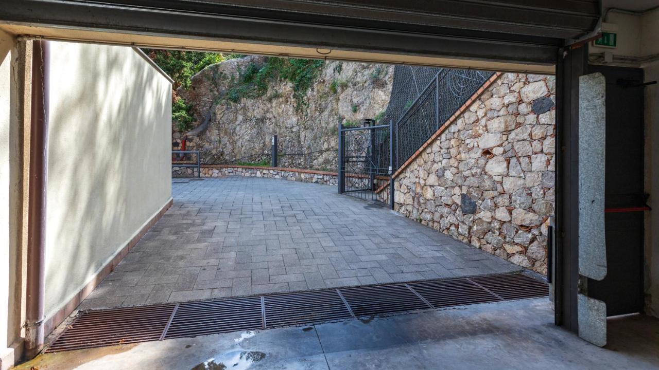 Beautiful Apartment In The Centre Of Taormina Zewnętrze zdjęcie